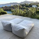 The Stone House Semesterbostad *